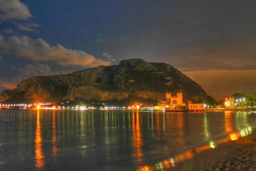 La Casetta Di Giuli Apartment Palermo Ngoại thất bức ảnh